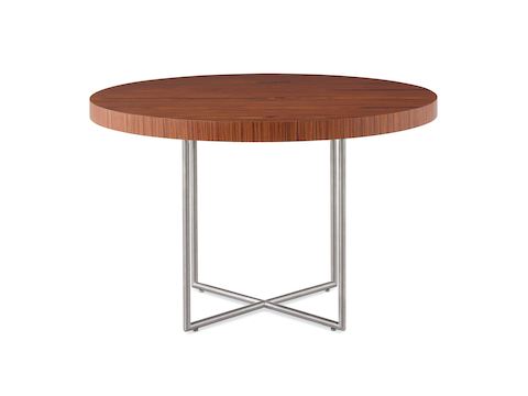 Una mesa Domino con superficie de madera y base de metal.